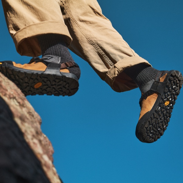 hiking sandals, outdoor sandals, trekking sandals, hiking shoes, trail sandals, product demo, lifestyle, outdoor, energetic, calm, blue, brown, neutral